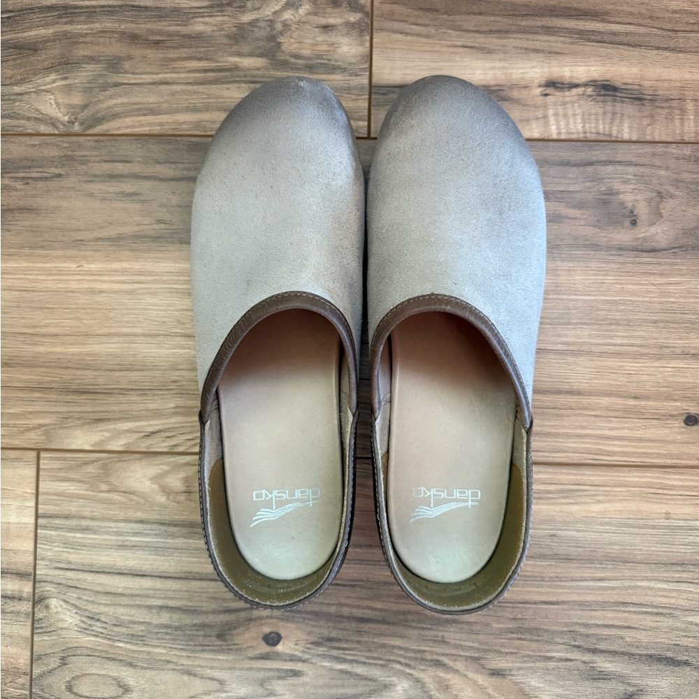 Dansko Clogs - Picture 2 of 3